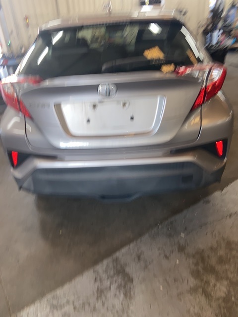 2018 Toyota C-HR XLE photo 5
