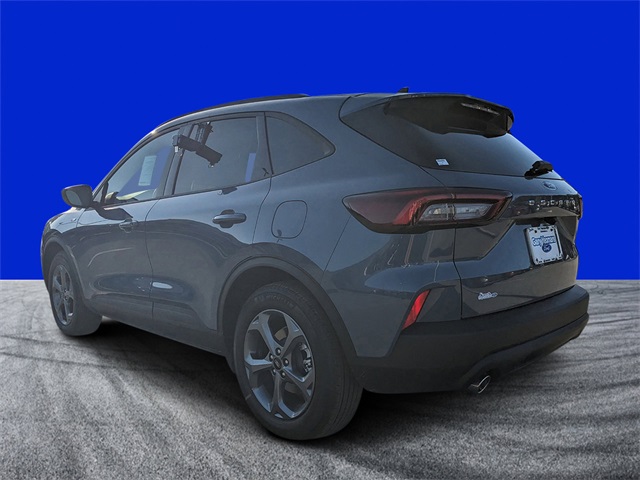 2025 Ford Escape ST-Line photo 4