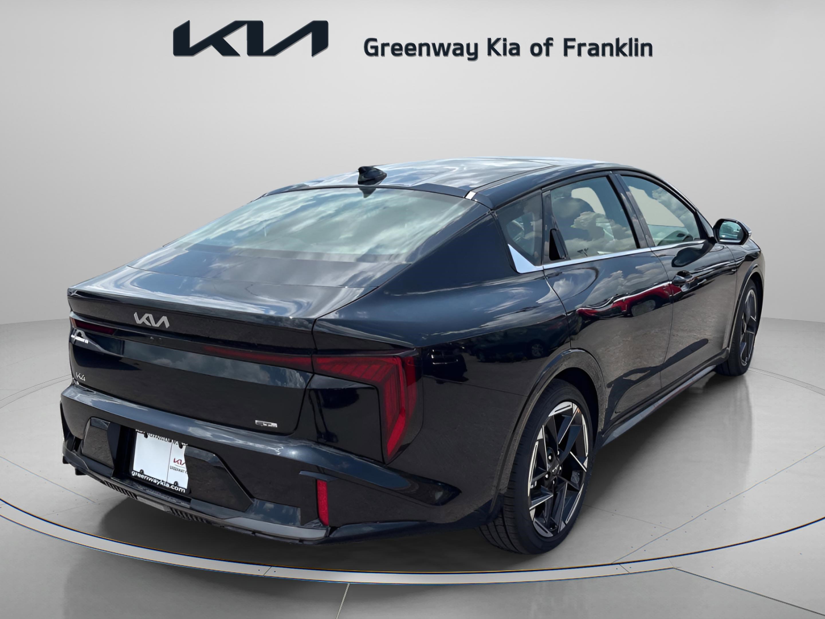 2025 Kia K4 GT-Line photo 7