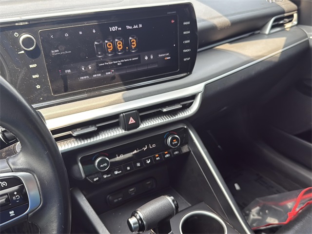 2022 Kia K5 GT-Line photo 13