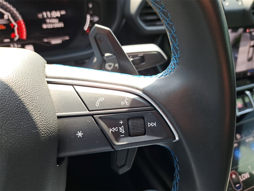 2021 Lamborghini Urus photo 34