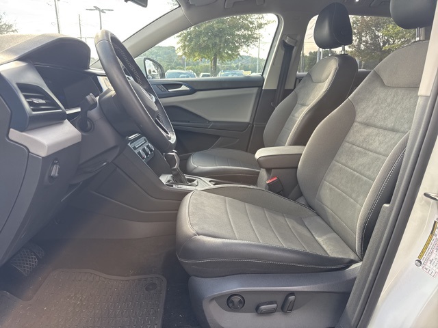 2022 Volkswagen Taos SE photo 15