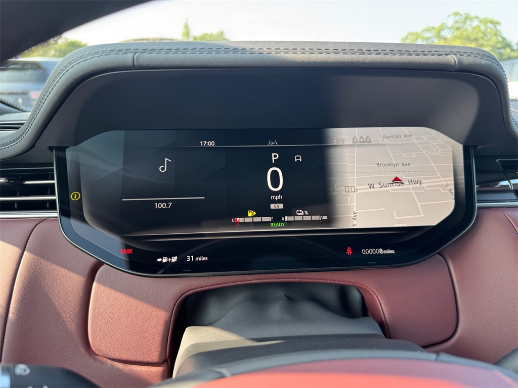 2025 Land Rover Range Rover SE photo 20