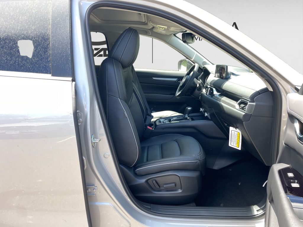 2025 Mazda CX-5 2.5 S Preferred photo 15