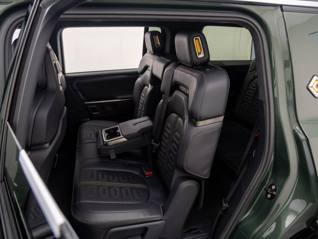 2022 Rivian R1S Launch Edition photo 17