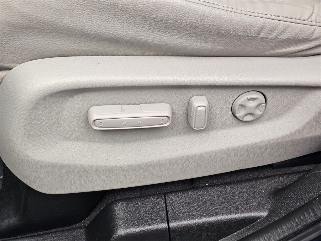 2018 Honda Odyssey EX-L photo 25