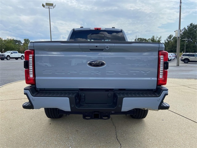 2026 Ford F-350 photo 3