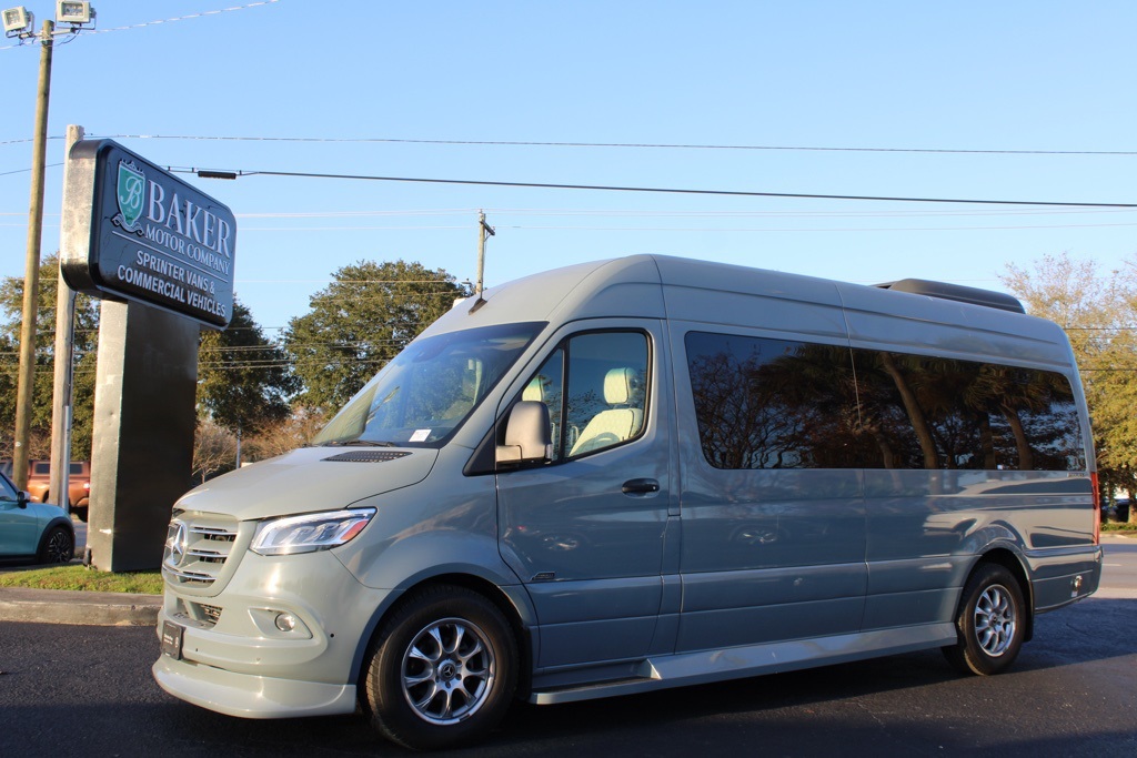 2021 Mercedes-Benz Sprinter Cargo Van Base's photo