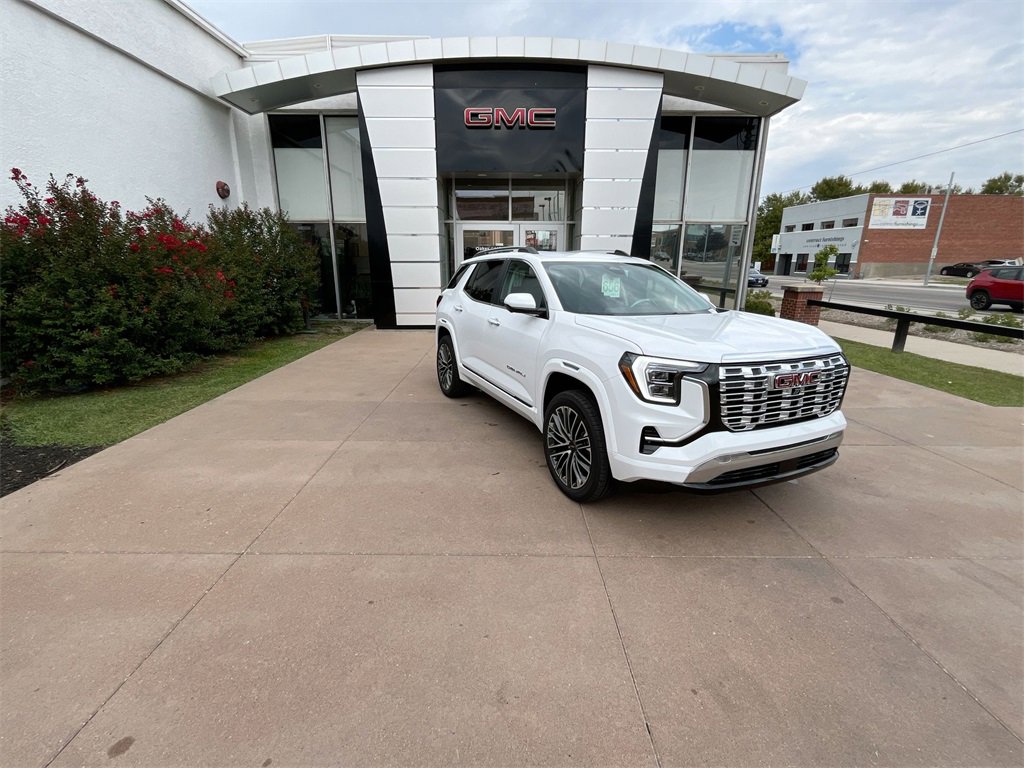 2026 GMC Terrain Denali's photo