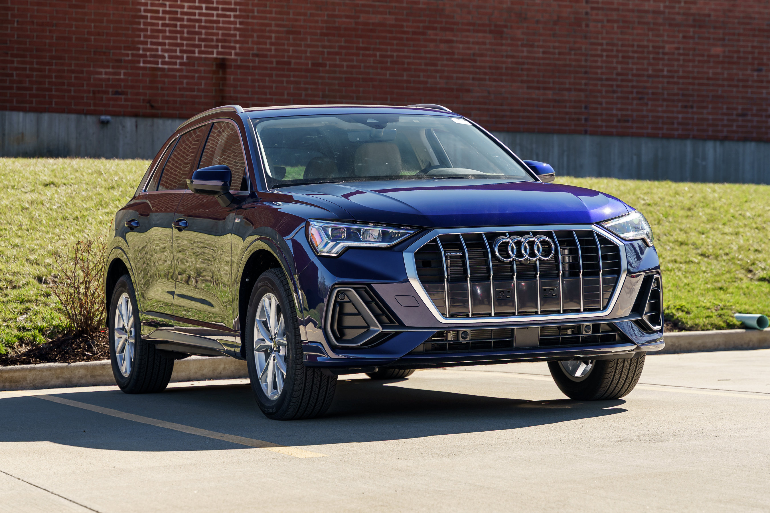 New 2025 Navarra Blue Metallic Audi S line Premium Plus image 1