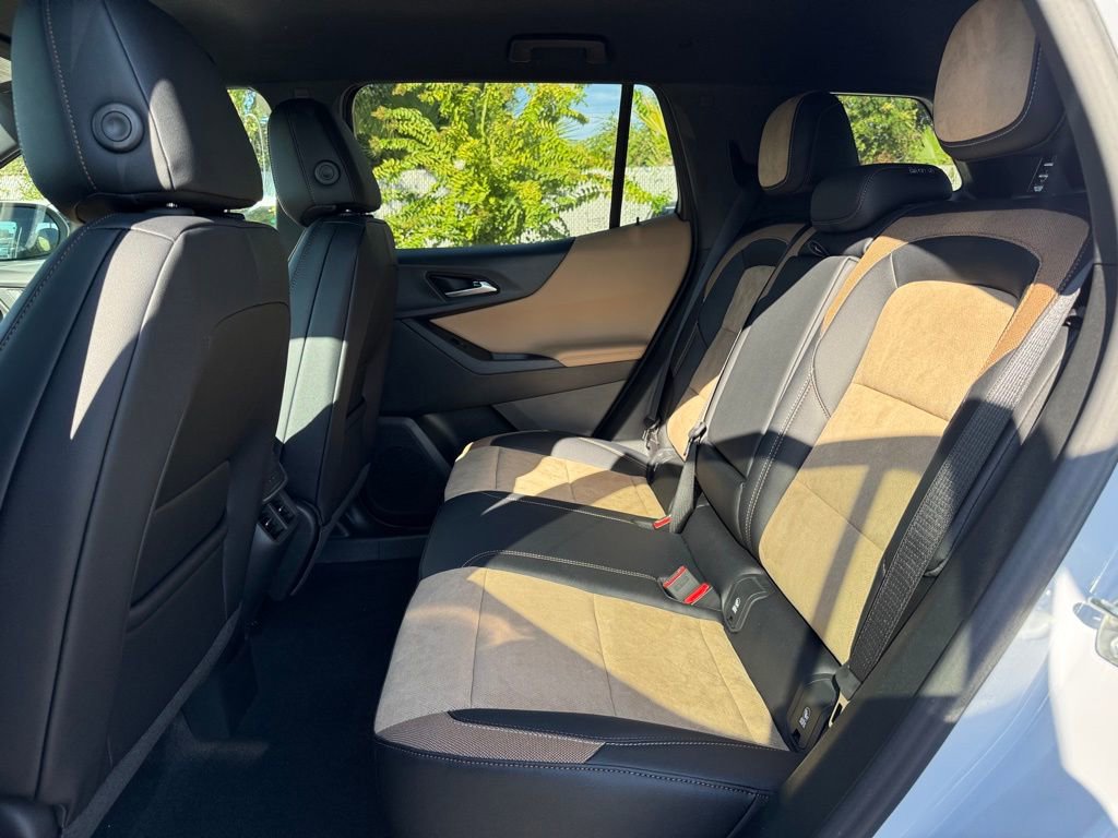 2026 Chevrolet Equinox ACTIV photo 12