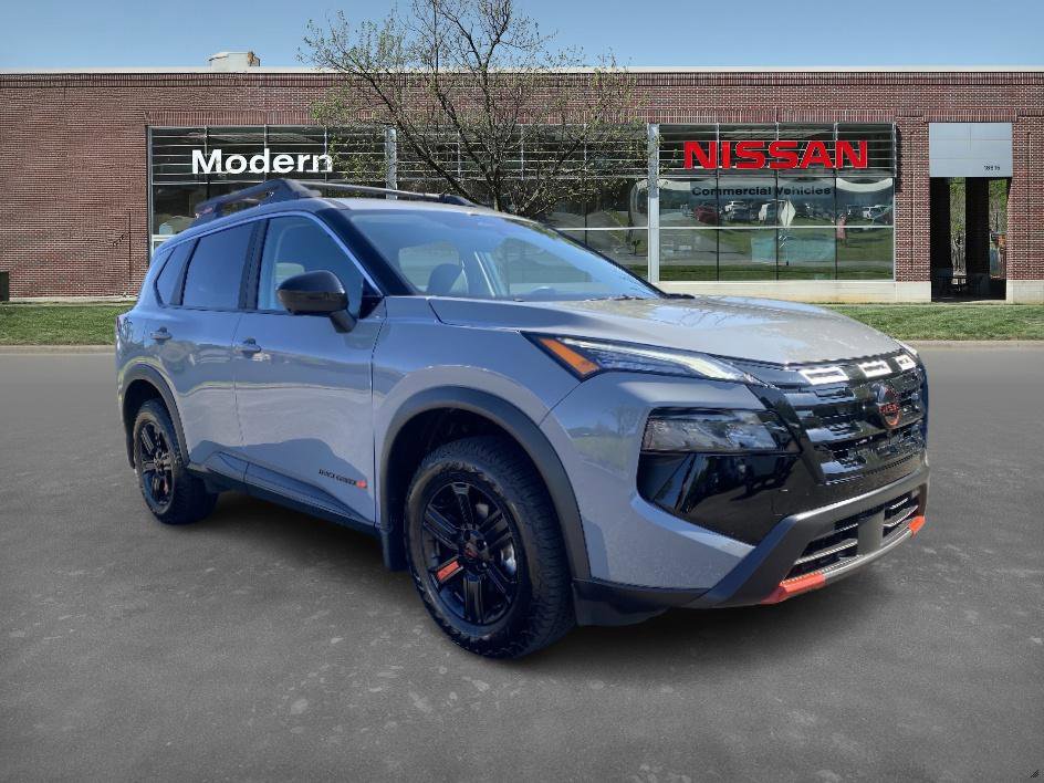 2025 Nissan Rogue SV photo 3
