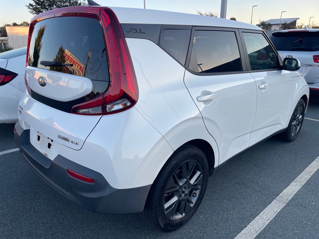2020 Kia Soul EX photo 2