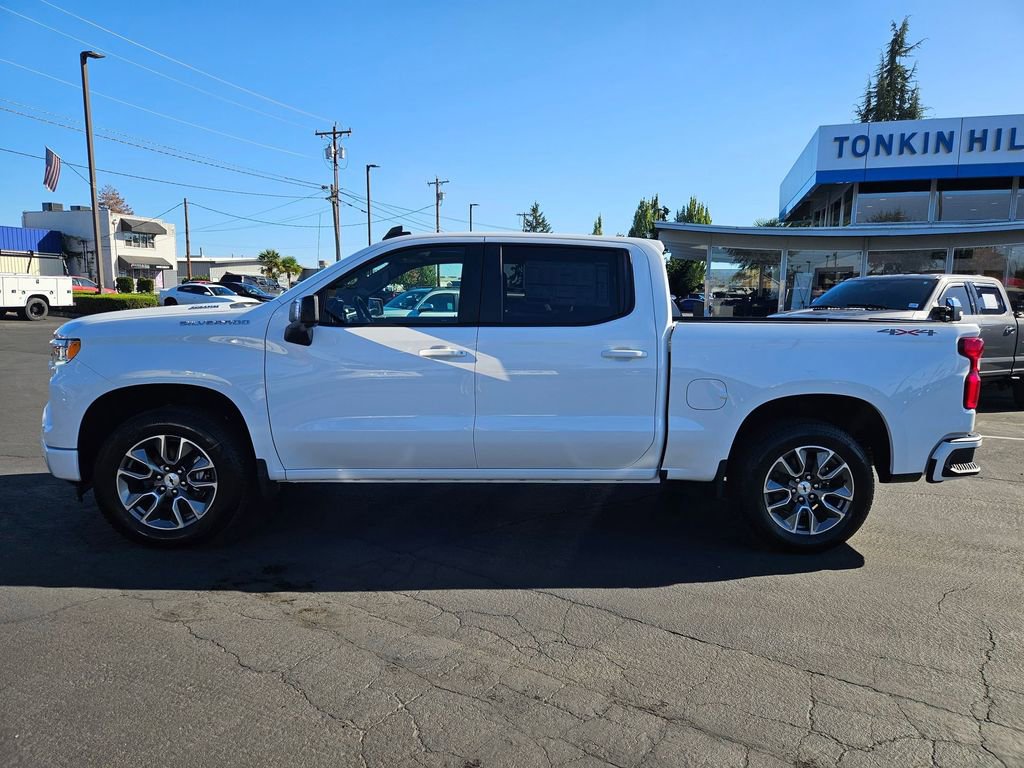 2026 Chevrolet Silverado 1500 RST photo 3