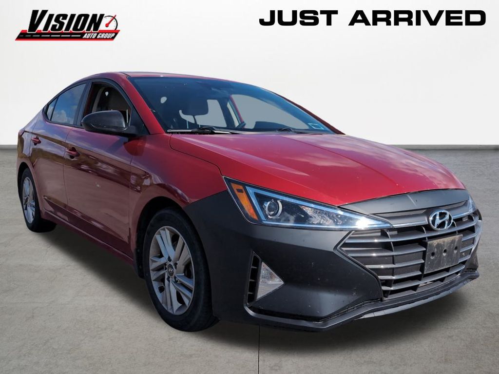 2020 Hyundai Elantra Value Edition photo 3