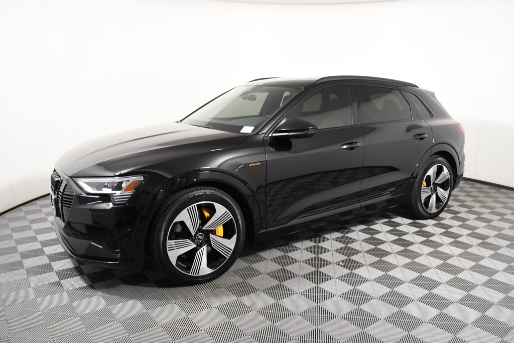 Used 2022 Audi e-tron Premium Plus with VIN WA1LAAGE3NB007970 for sale in Richfield, Minnesota