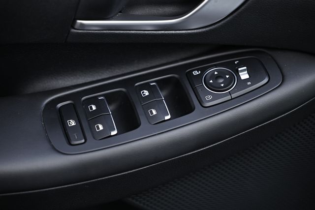 2023 Hyundai Sonata SE photo 14