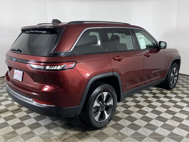 2024 Jeep Grand Cherokee Limited 4xe photo 4