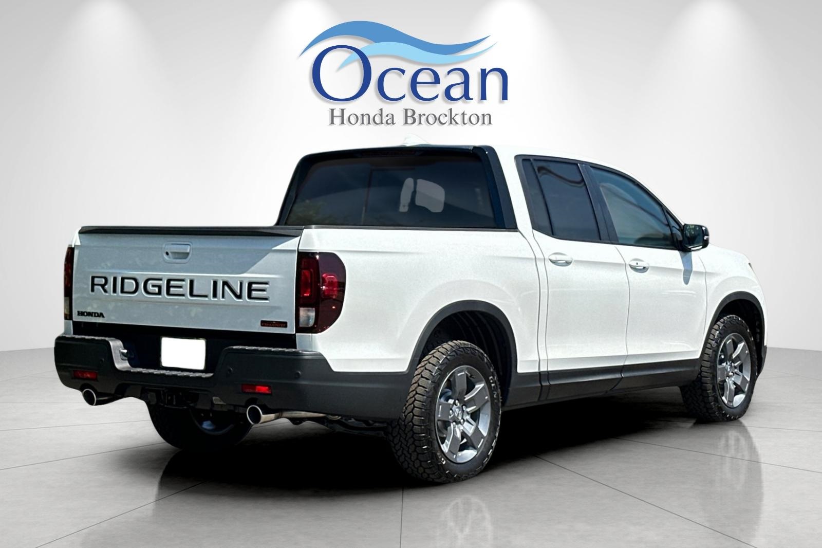 2025 Honda Ridgeline TrailSport photo 4