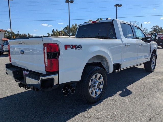 2026 Ford F-350 Lariat photo 4