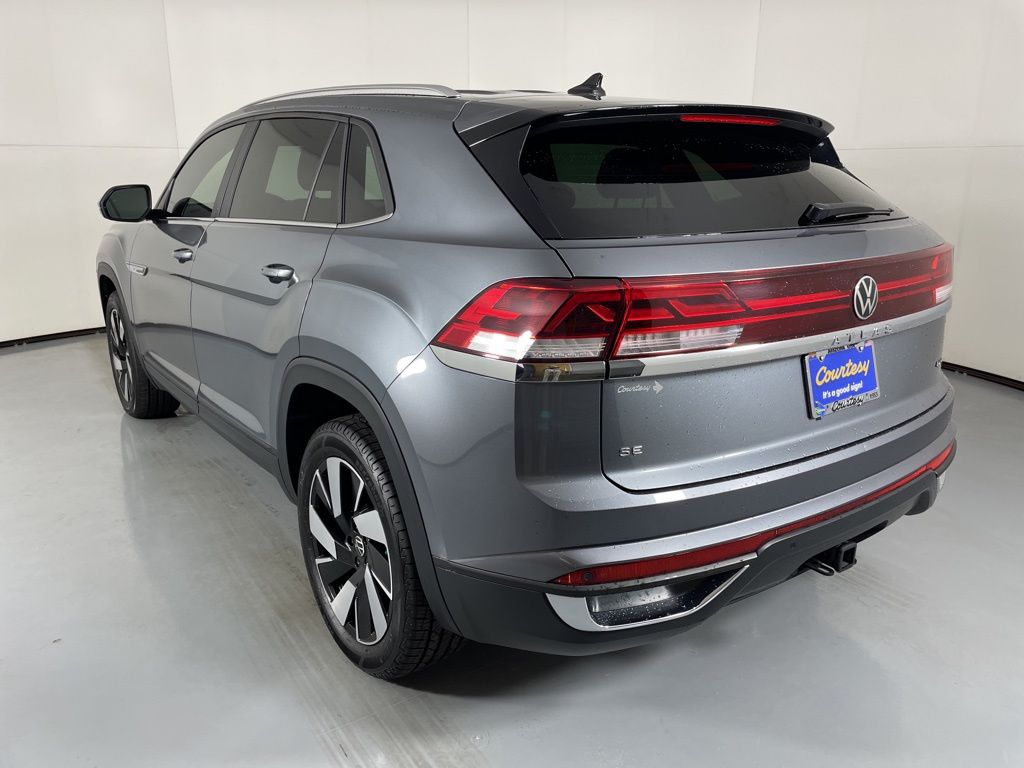 2024 Volkswagen Atlas Cross Sport SE Technology photo 7