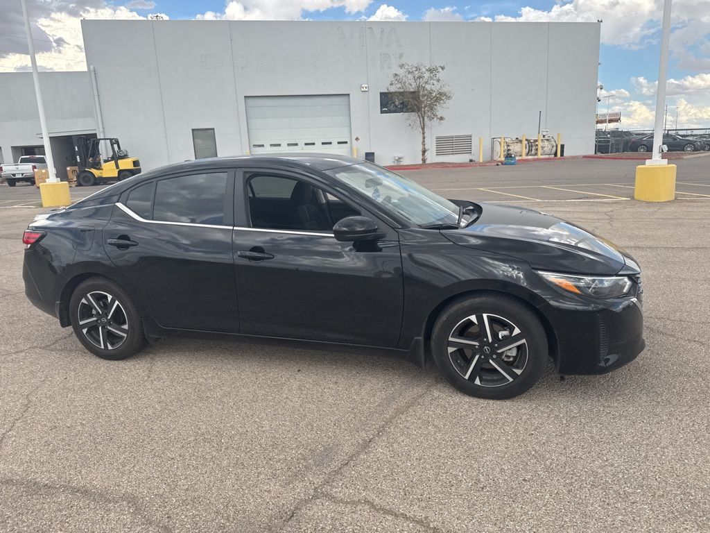 2024 Nissan Sentra SV photo 5