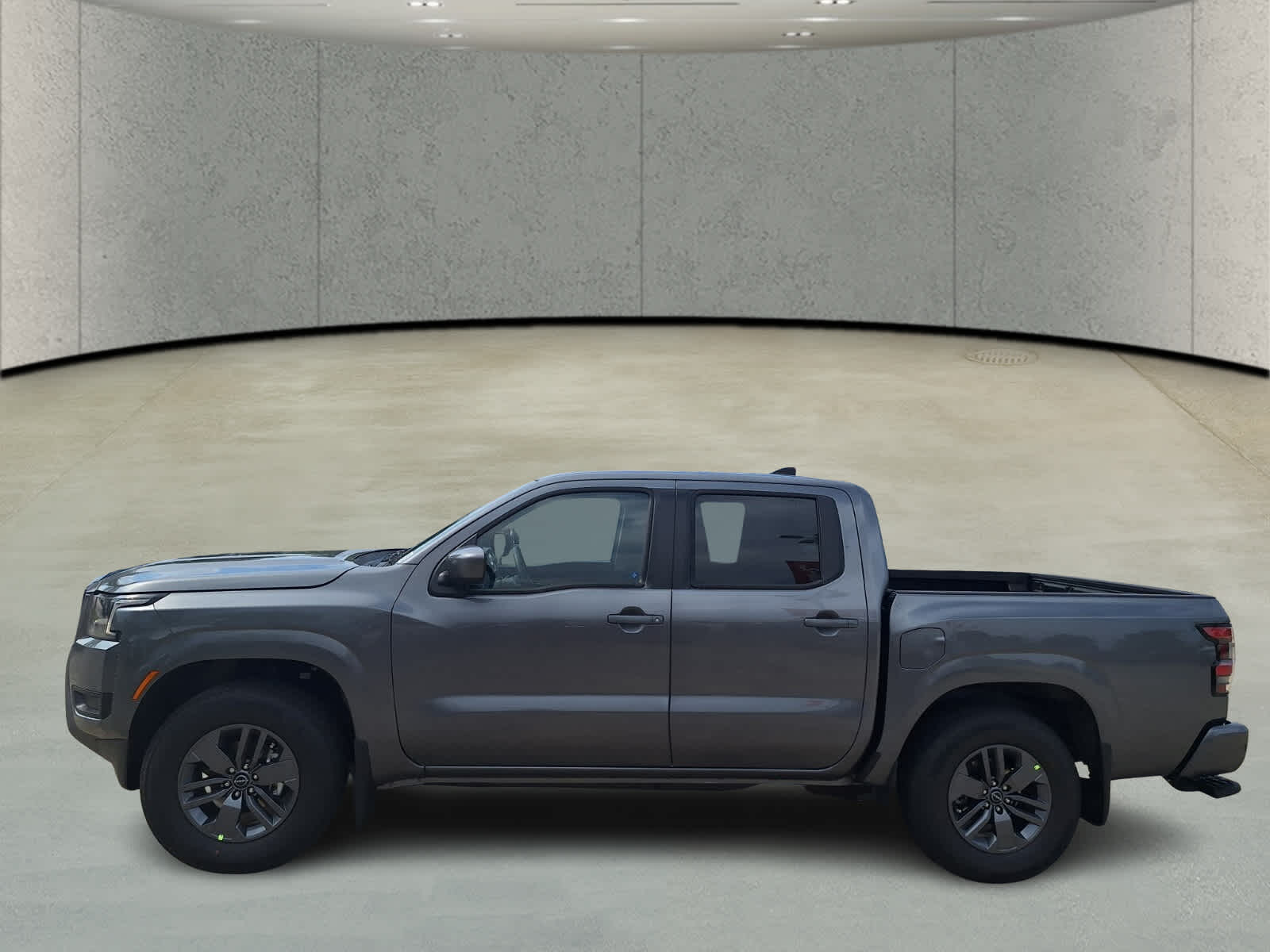 2025 Nissan Frontier SV photo 2