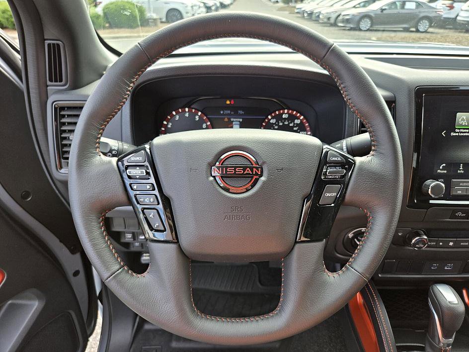 2024 Nissan Frontier PRO-4X photo 16