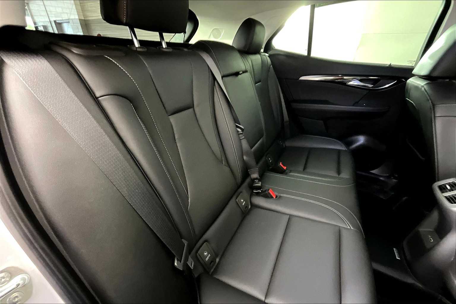 2025 Buick Envision Preferred photo 16