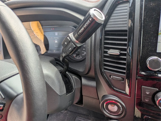 2024 Nissan Titan PRO-4X photo 23