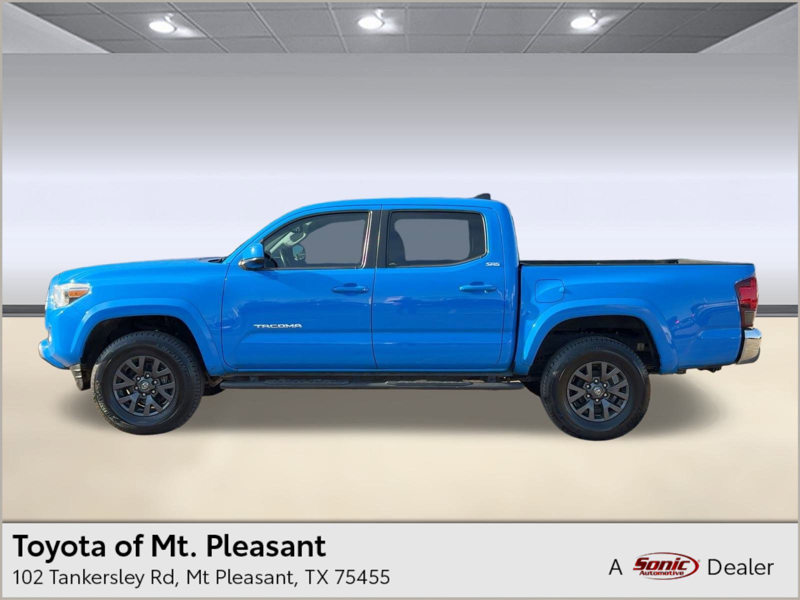 2020 Toyota Tacoma SR5's photo