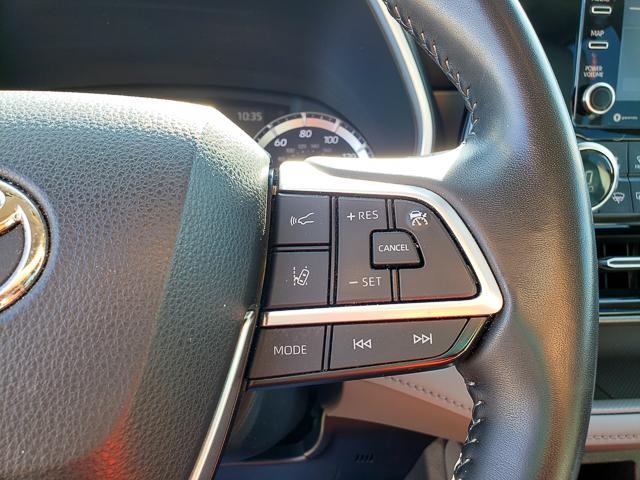 2022 Toyota Highlander XLE photo 20