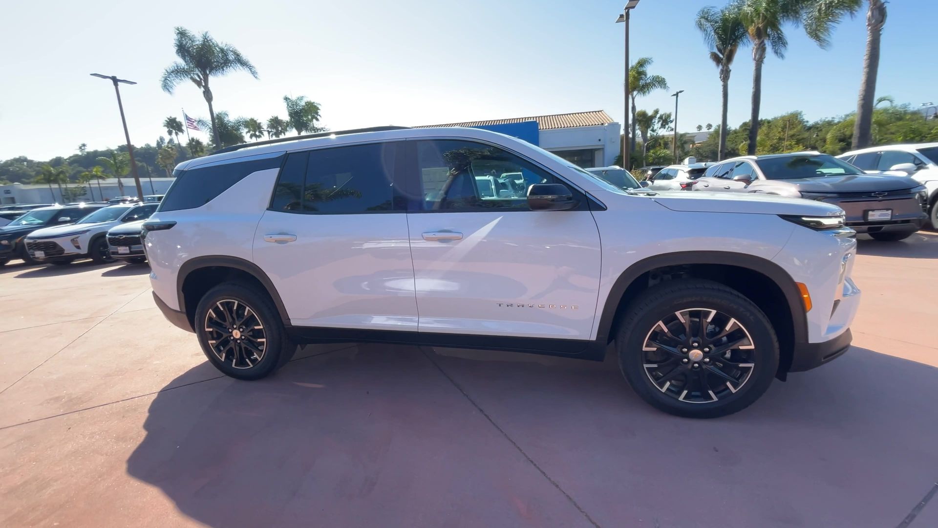 2026 Chevrolet Traverse photo 3