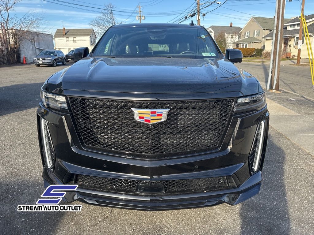 2023 Cadillac Escalade ESV V-Series photo 3