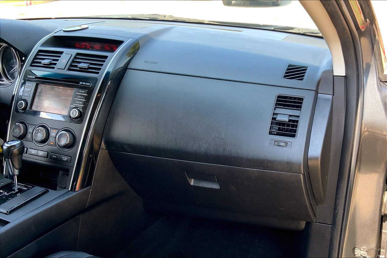 2014 Mazda CX-9 Touring photo 18