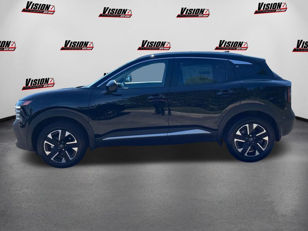 2025 Nissan Kicks SV photo 8