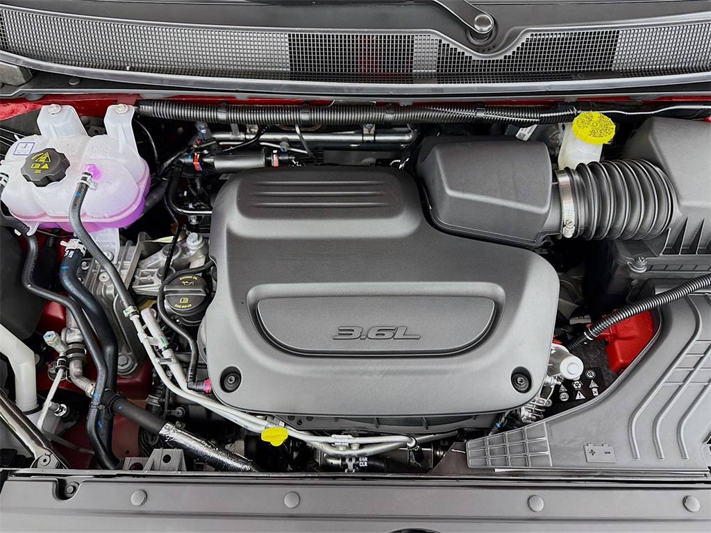 2025 Chrysler Pacifica photo 29
