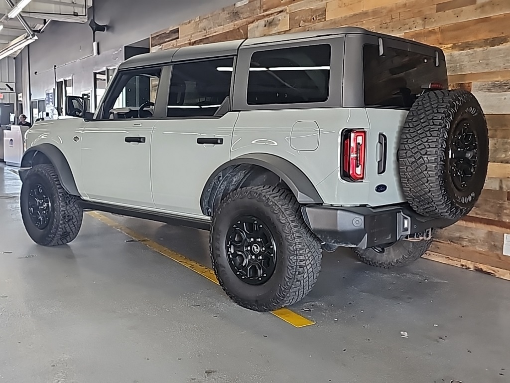 2022 Ford Bronco Base Big Bend Black Diamond Outer Banks Badlands Wildtrak Everglades photo 3