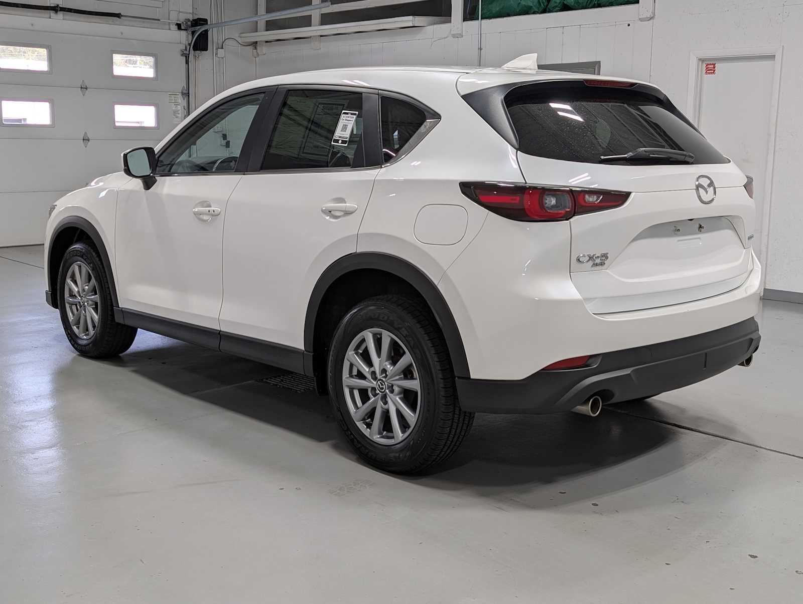 2022 Mazda CX-5 2.5 S Preferred photo 9
