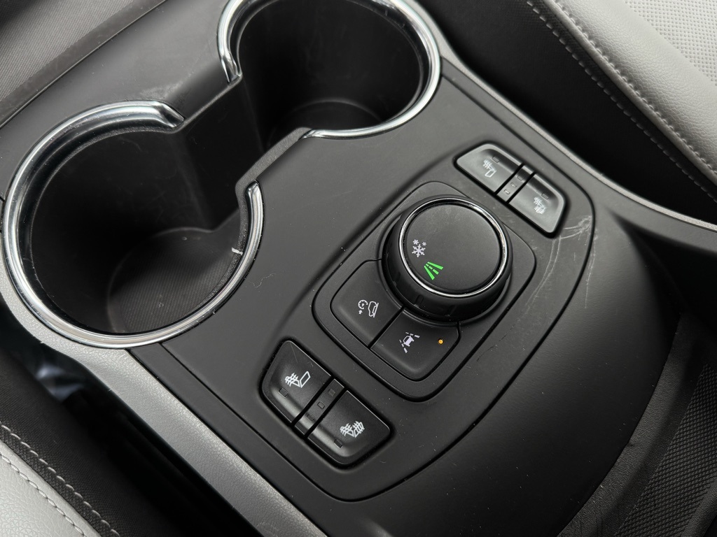 2024 Gmc Terrain SLT photo 29