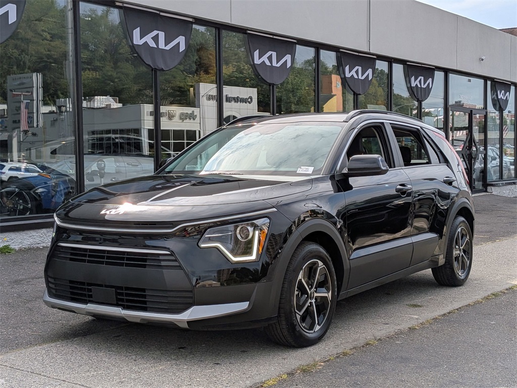 2024 Kia Niro EX's photo
