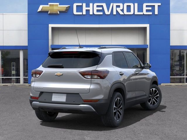 2025 Chevrolet Trailblazer LT photo 3