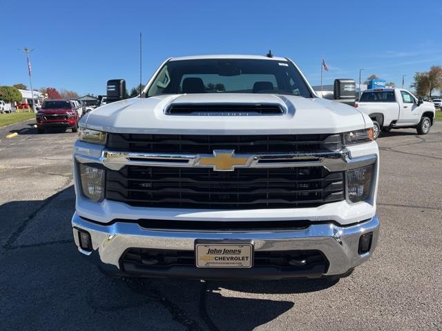 2025 Chevrolet Silverado 2500HD LT photo 9