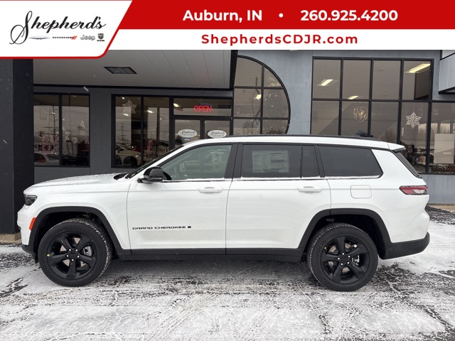 2025 Jeep Grand Cherokee L Altitude's photo