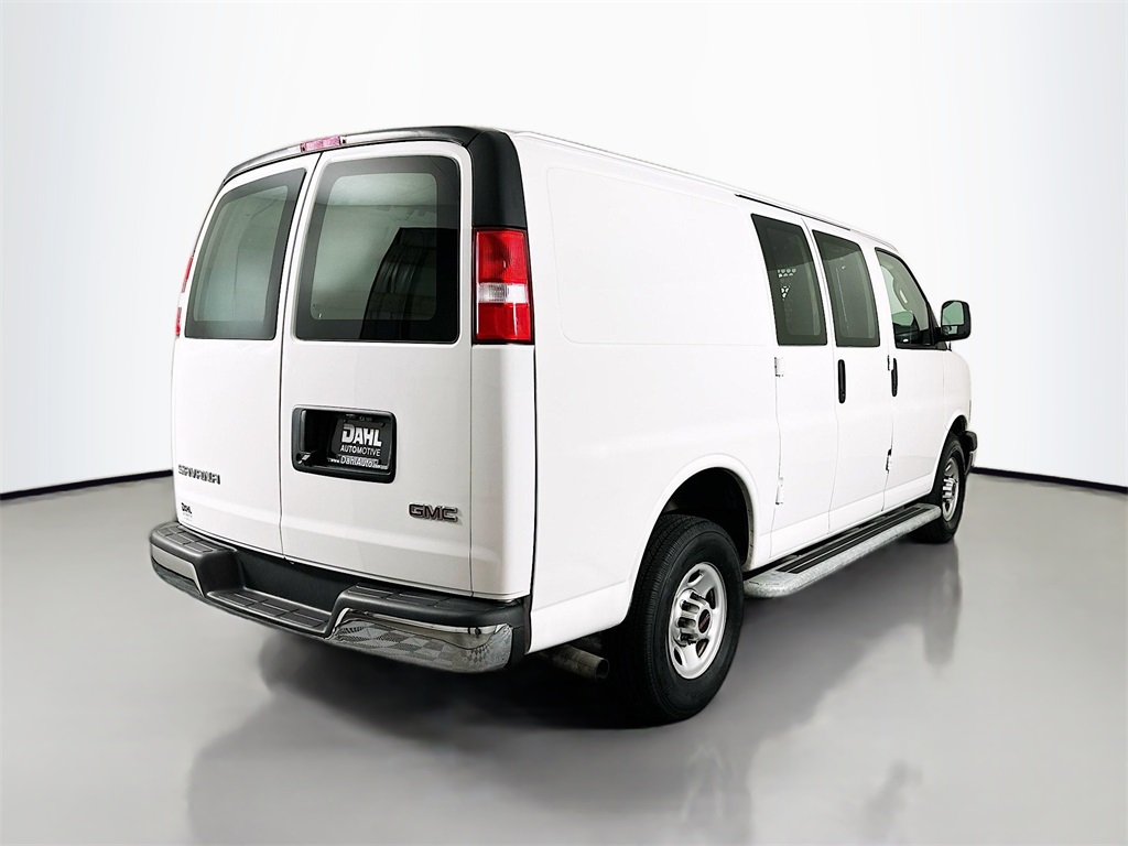 2023 Gmc Savana 2500 Cargo photo 4