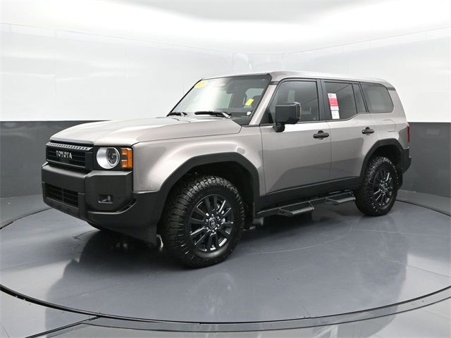 Used 2025  Toyota 1958 image 1