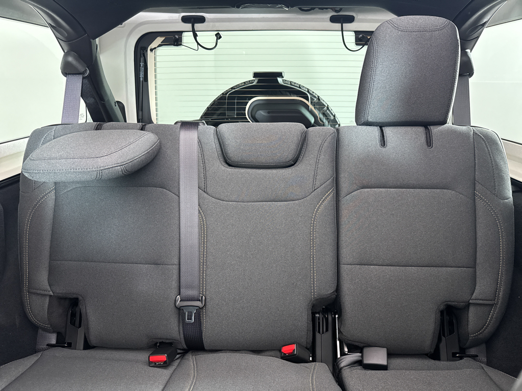 2025 Jeep Wrangler Willys photo 4