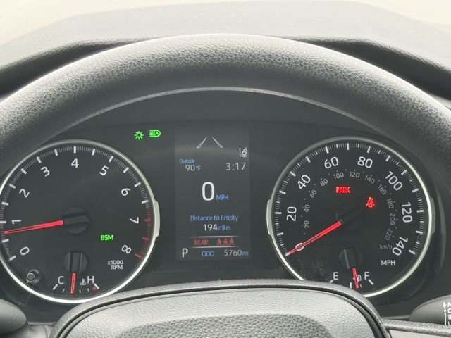 2022 Toyota RAV4 XLE photo 31