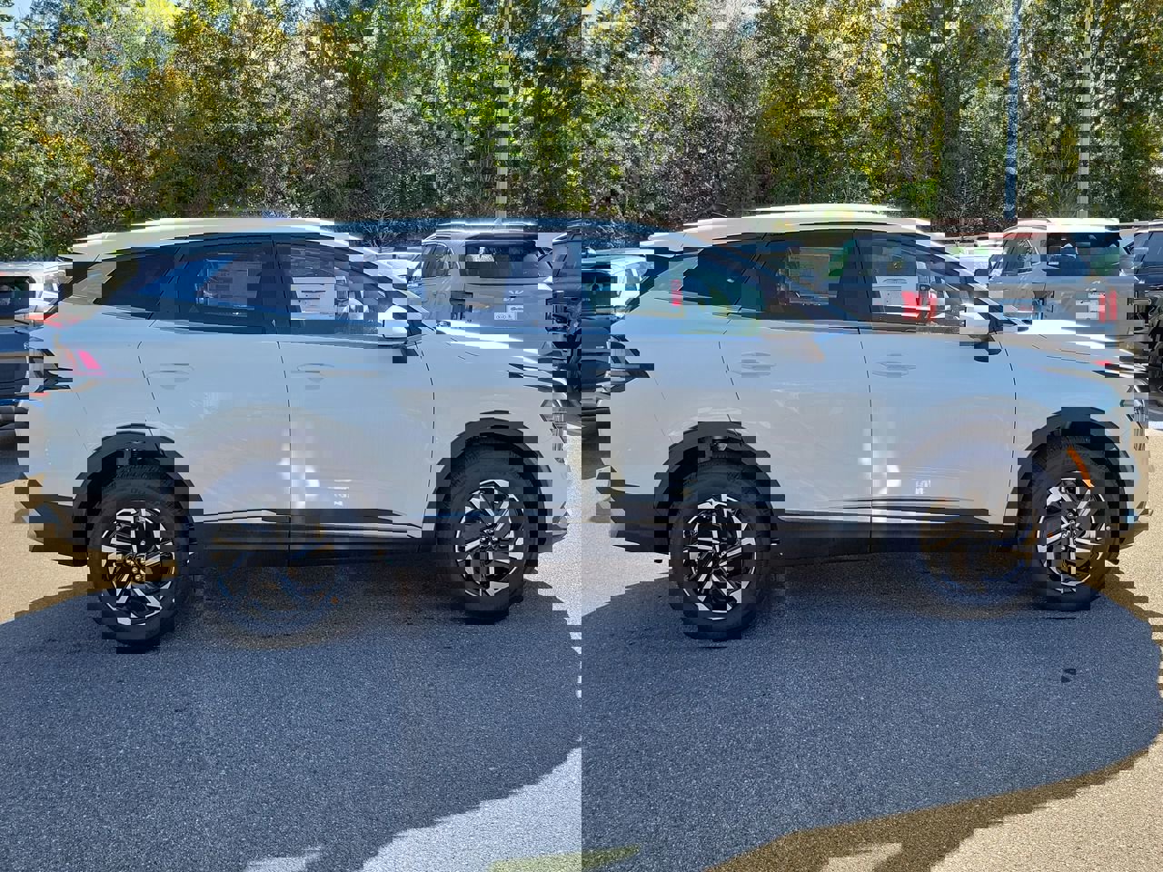 2025 Kia Sportage Hybrid LX photo 4