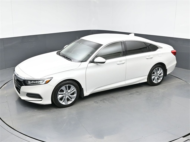 2018 Honda Accord LX's photo